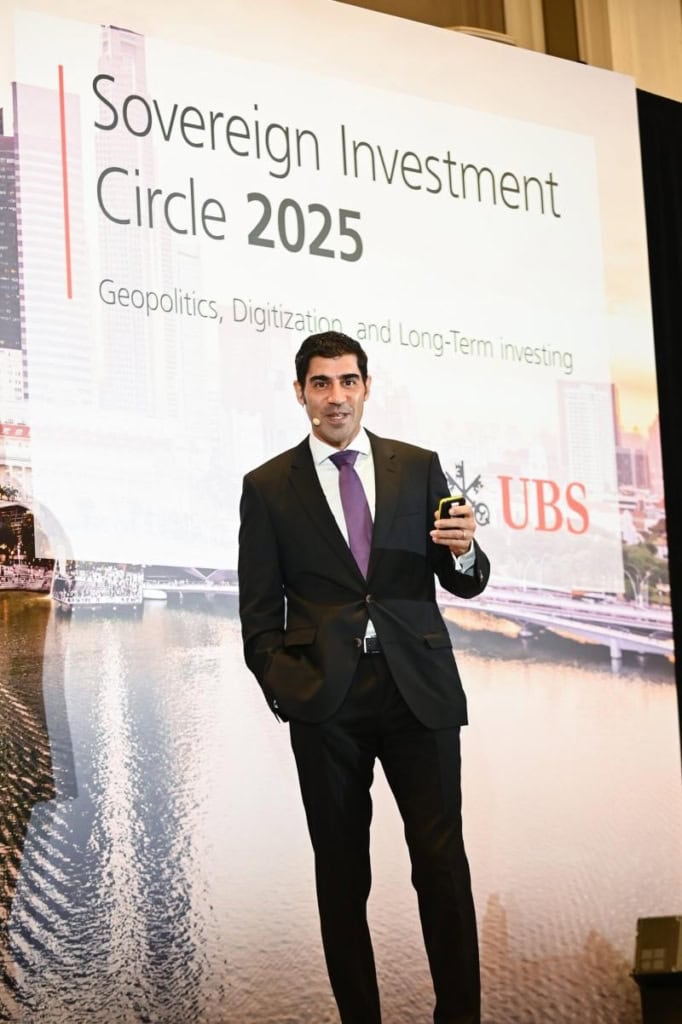 Dr Parag Khanna Keynote Speaker